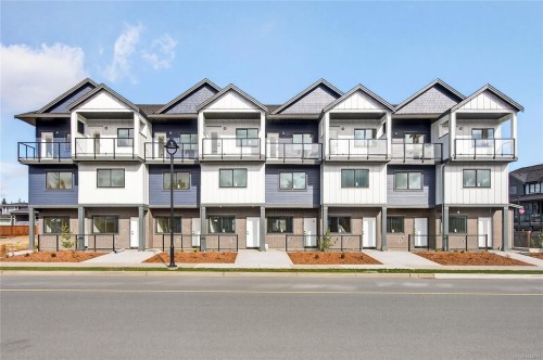 #8-704 Beaver Creek Blvd, Campbell River, BC 