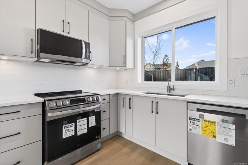 #8-704 Beaver Creek Blvd, Campbell River, BC 