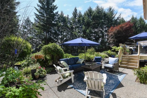2343 Tutor Dr, Comox, BC 