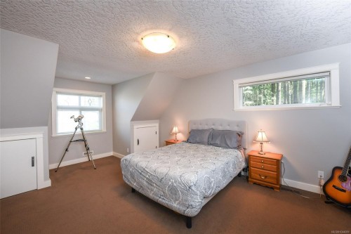 2343 Tutor Dr, Comox, BC 