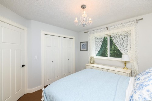 2343 Tutor Dr, Comox, BC 