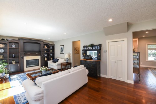 2343 Tutor Dr, Comox, BC 