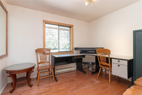 5605 River Valley Rd, Duncan, BC 