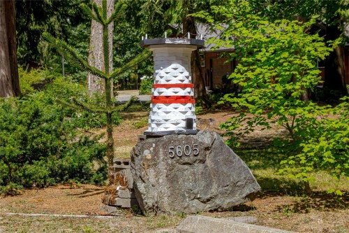 5605 River Valley Rd, Duncan, BC 