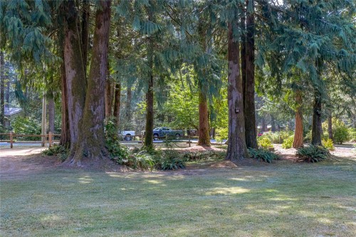 5605 River Valley Rd, Duncan, BC 
