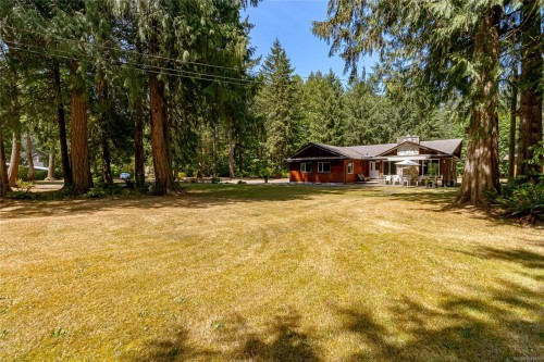 5605 River Valley Rd, Duncan, BC 