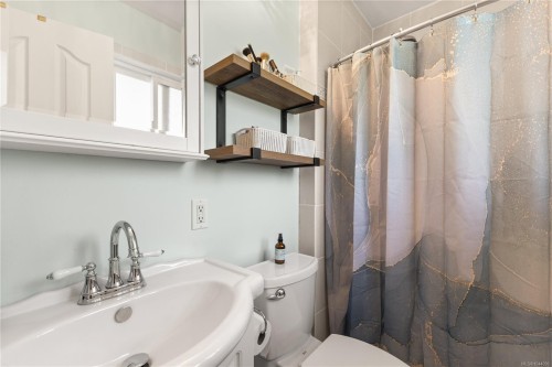 604 Galerno Rd, Campbell River, BC 