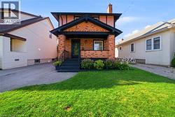 14 ALBERT Street St. Catharines, ON L2R 2G7