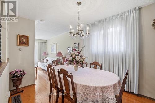 229 East 8Th Street, Hamilton, ON - Indoor Photo Showing Dining Room