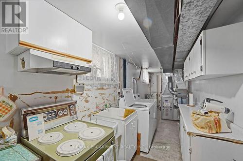 229 East 8Th Street, Hamilton, ON - Indoor Photo Showing Laundry Room