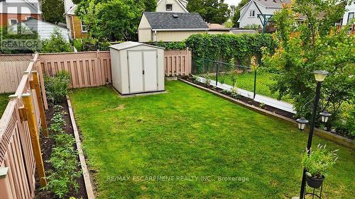 229 East 8Th Street, Hamilton, ON - Outdoor