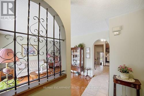 229 East 8Th Street, Hamilton, ON - Indoor Photo Showing Other Room