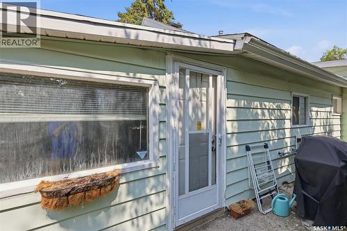 925 L Avenue S, Saskatoon, SK - Outdoor With Exterior