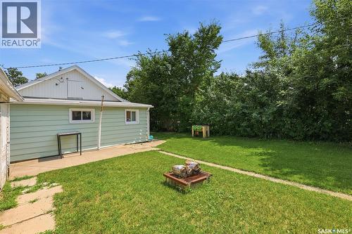 925 L Avenue S, Saskatoon, SK - Outdoor