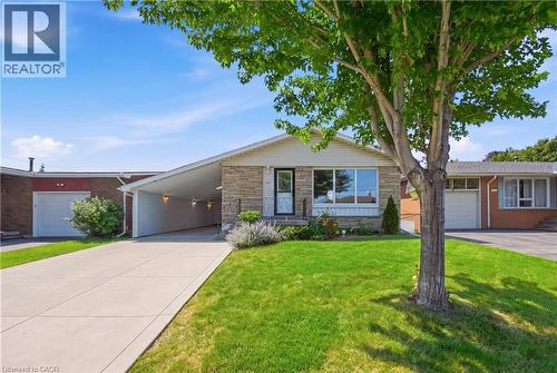 104 NASH Road S  Hamilton, ON L8K 4J7