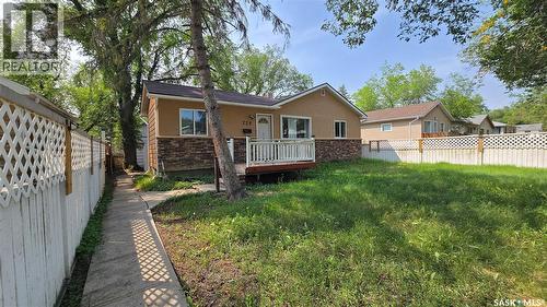 728 Argyle Street, Regina, SK - Outdoor With Deck Patio Veranda