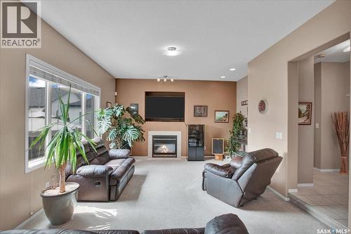 211 Brookshire Crescent, Saskatoon, SK - Indoor Photo Showing Living Room With Fireplace