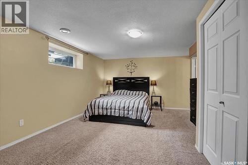 211 Brookshire Crescent, Saskatoon, SK - Indoor Photo Showing Bedroom