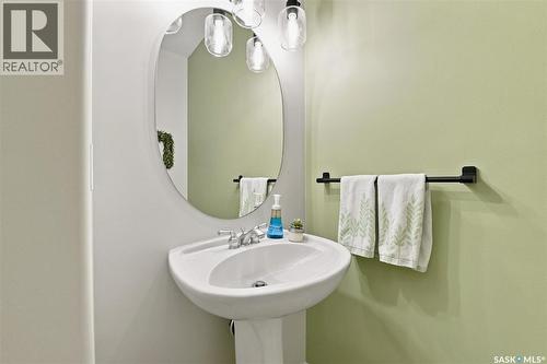 111 655 Kenderdine Road, Saskatoon, SK - Indoor Photo Showing Bathroom