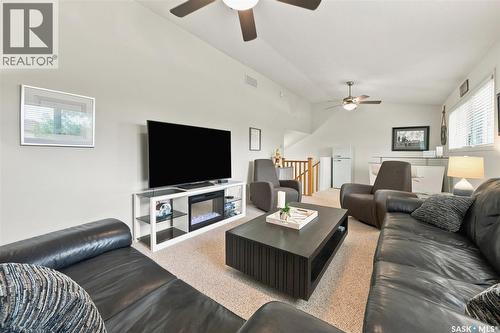 111 655 Kenderdine Road, Saskatoon, SK - Indoor Photo Showing Living Room