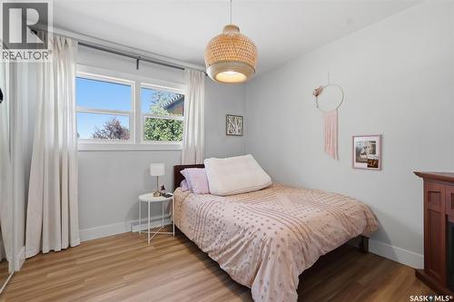 2321 Mckinnon Avenue S, Saskatoon, SK - Indoor Photo Showing Bedroom