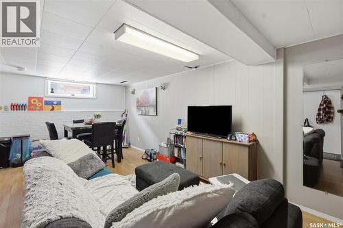 2321 Mckinnon Avenue S, Saskatoon, SK - Indoor