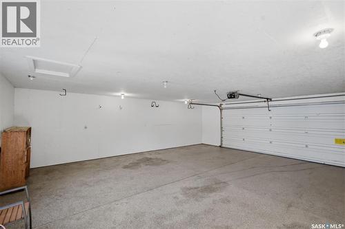 2321 Mckinnon Avenue S, Saskatoon, SK - Indoor Photo Showing Garage