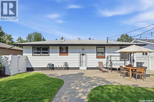 2321 Mckinnon Avenue S, Saskatoon, SK - Outdoor