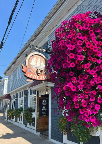Fairway Lane, Chester, NS 