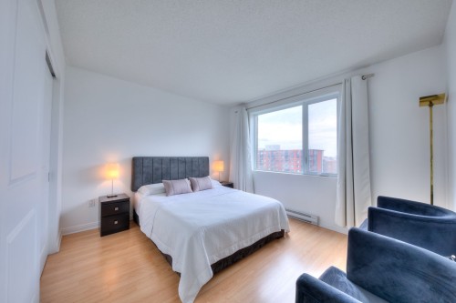 Master Bedroom - 1003-650 Rue Jean-D'Estrées, Montréal (Ville-Marie), QC - Indoor Photo Showing Bedroom