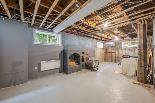 Salle familiale - 6800 Route Marie-Victorin, Contrecoeur, QC - Indoor Photo Showing Basement