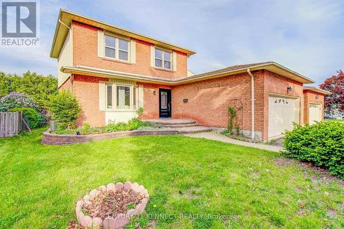 301 GLEN HILL DRIVE  Whitby, ON L1N 7J6