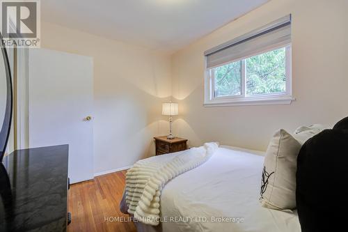 9 Wheatsheaf Crescent, Toronto, ON - Indoor Photo Showing Bedroom