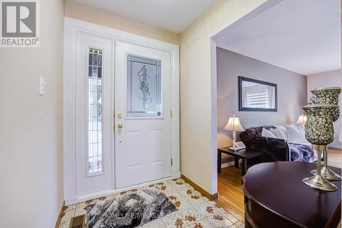 9 Wheatsheaf Crescent, Toronto, ON - Indoor