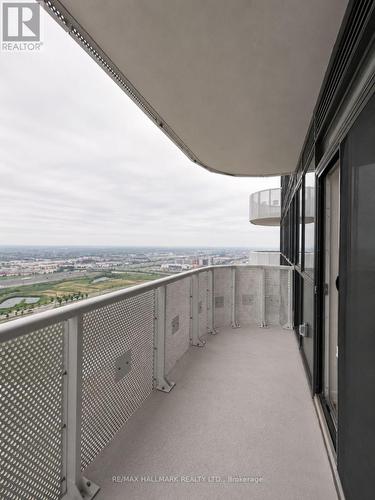3501 - 8 Interchange Way, Vaughan, ON - Outdoor With Balcony With View With Exterior