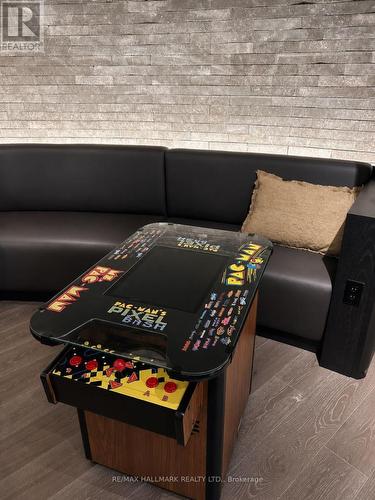 3501 - 8 Interchange Way, Vaughan, ON - Indoor Photo Showing Other Room