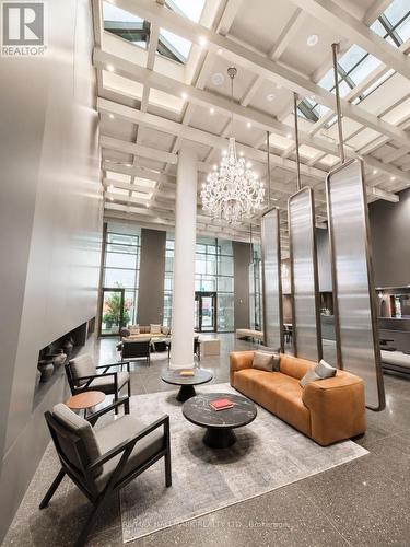3501 - 8 Interchange Way, Vaughan, ON - Indoor Photo Showing Other Room