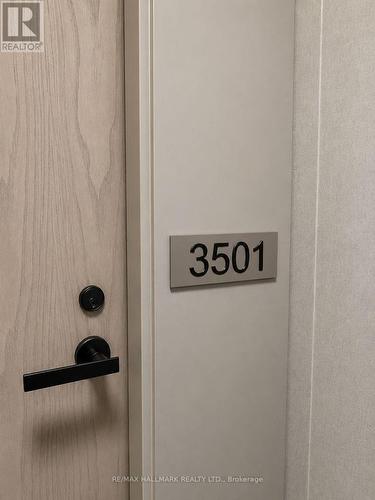 3501 - 8 Interchange Way, Vaughan, ON - 