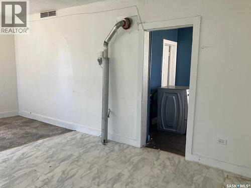710 9Th Avenue W, Nipawin, SK - Indoor Photo Showing Other Room