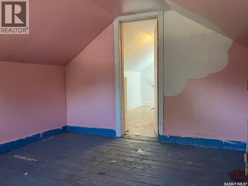 710 9Th Avenue W, Nipawin, SK - Indoor Photo Showing Other Room