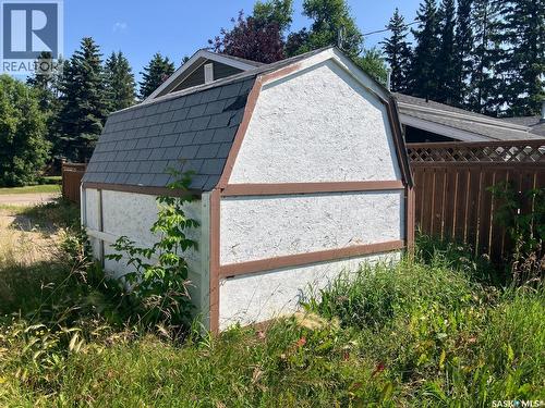 710 9Th Avenue W, Nipawin, SK - Outdoor
