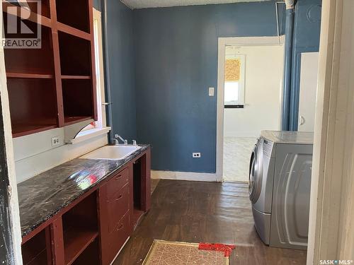 710 9Th Avenue W, Nipawin, SK - Indoor