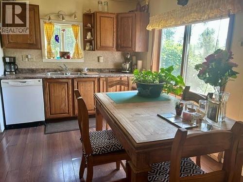 10370 W 16 Highway, Burns Lake, BC - Indoor Photo Showing Kitchen With Double Sink