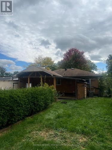 1590 Dixie Street, London East (East H), ON 