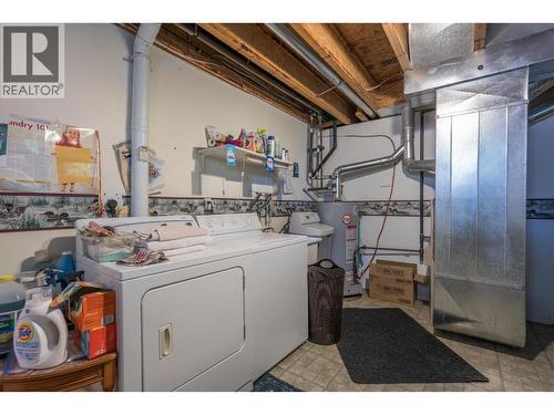 11330 Lakeside Drive, Prince George, BC - Indoor Photo Showing Laundry Room