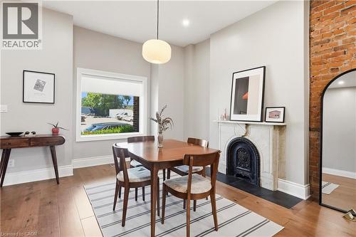 124 Park Street N, Hamilton, ON - Indoor Photo Showing Dining Room