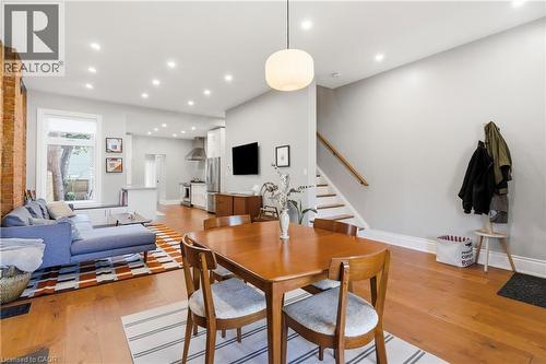 124 Park Street N, Hamilton, ON - Indoor Photo Showing Living Room