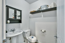 Powder room - 