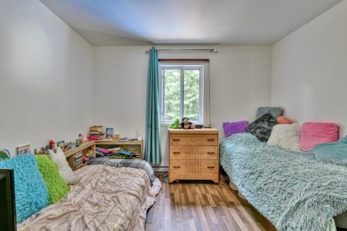 Chambre à coucher principale - 40 Rue Langlois, Saint-Hippolyte, QC - Indoor Photo Showing Bedroom