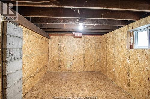 1580 Dufferin, Windsor, ON - Indoor Photo Showing Basement